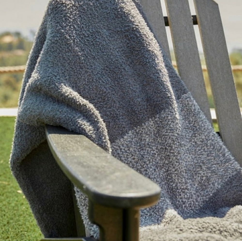 Barefoot Dreams Throw Blanket Grey NEW